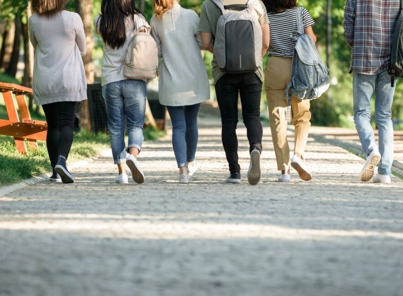 Manfaat Luar Biasa Berjalan Kaki Setiap Hari