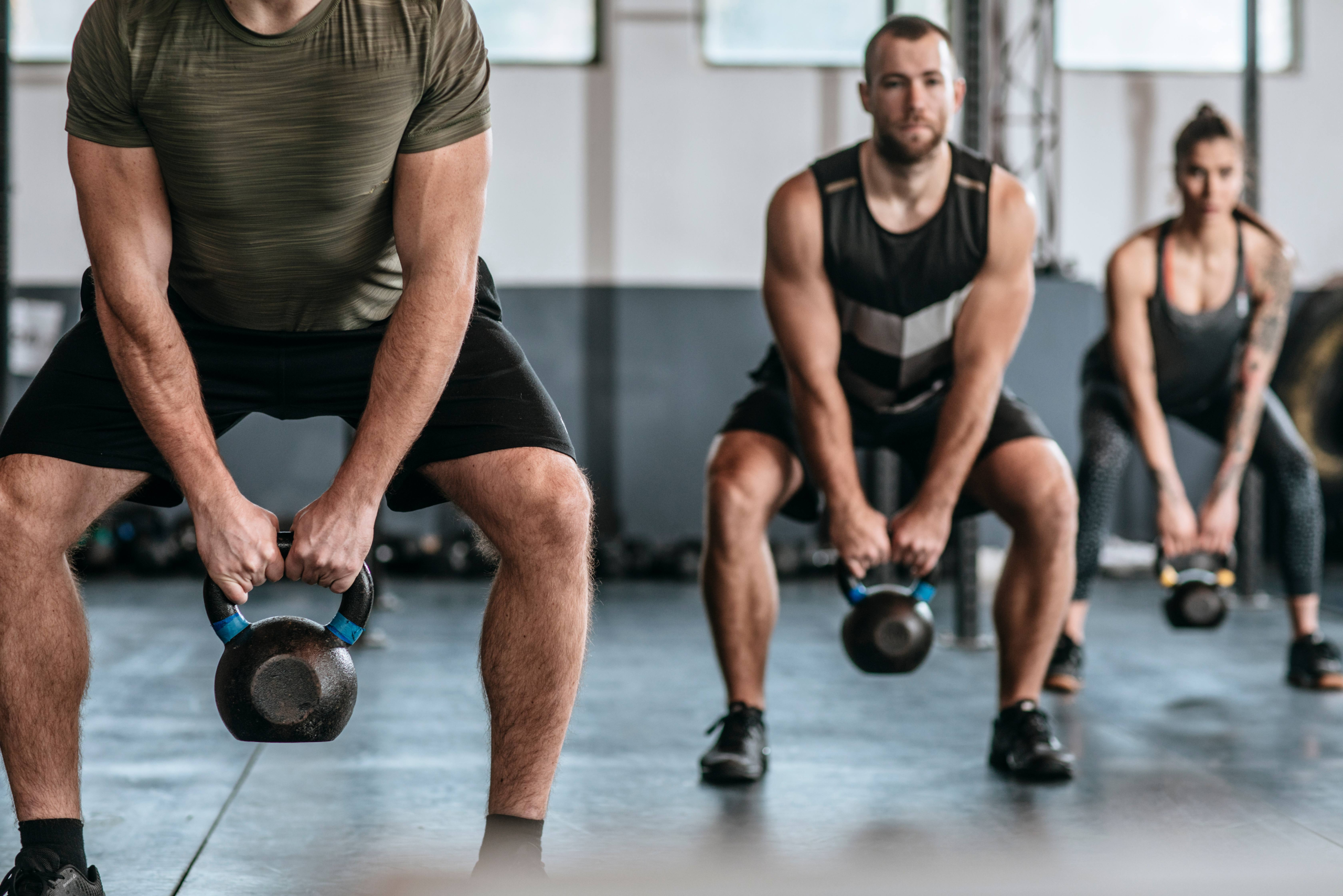Strength Training Pemulihan Cedera Tren Gym 2025: 7 Fakta Data-Driven Gen Z Indonesia Wajib Tahu